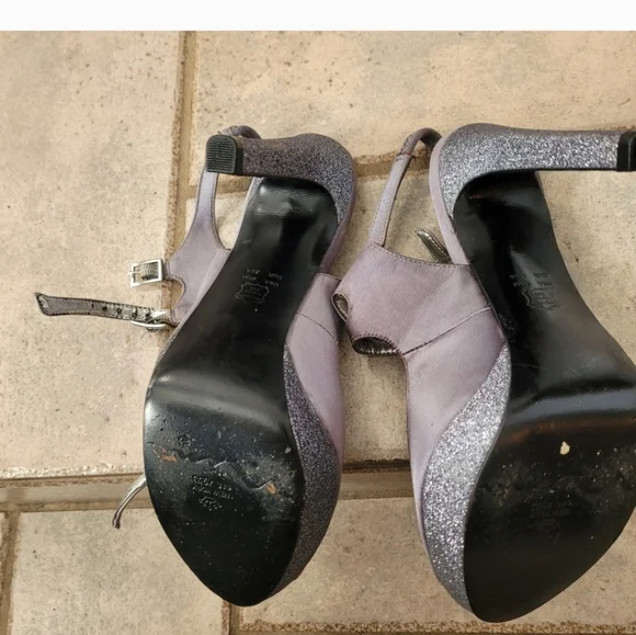 Nina Silver Metallic Satin Sandals Heels Sz 6.5 - Picture 11 of 15
